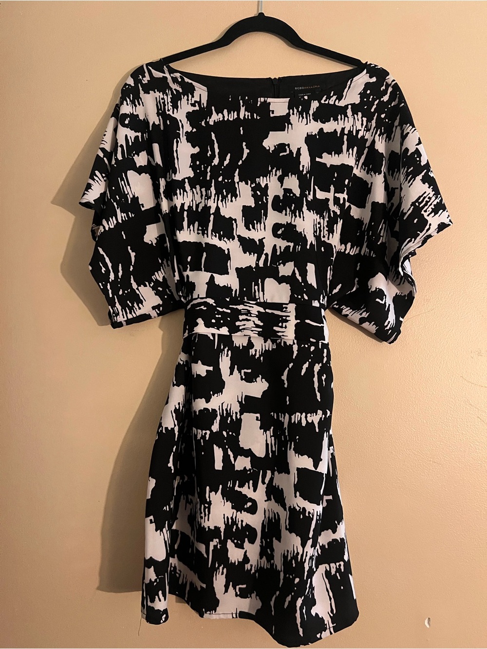 BCBGMaxAzria Black & White Abstract Print Midi Dress